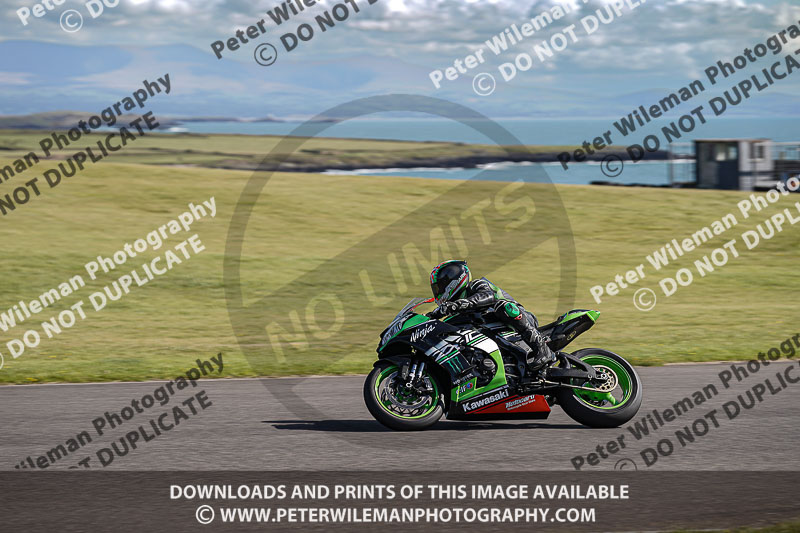 anglesey no limits trackday;anglesey photographs;anglesey trackday photographs;enduro digital images;event digital images;eventdigitalimages;no limits trackdays;peter wileman photography;racing digital images;trac mon;trackday digital images;trackday photos;ty croes